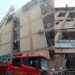 গুলিস্তানে মার্কেটে আগুন, নিয়ন্ত্রণে ১১ ইউনিট..