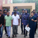 নওগাঁয় এক মহিলা সহ চার ভুয়া পুলিশকে গ্রেফতার 