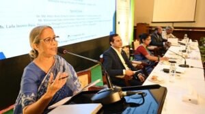 নারী জেলেদেরও কার্ড থাকতে হবে: মৎস্য উপদেষ্টা