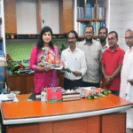 চৌগাছায় নবাগত ইউএনওকে প্রেসক্লাব নেতৃবৃন্দের ফুলেল শুভেচ্ছা