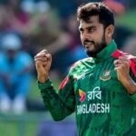 অবিশ্বাস্য থ্রোতে ভাঙল ৪৪ রানের জুটি, বাংলাদেশকে ম্যাচে ফেরালেন মিরাজ