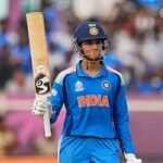 ছক্কা মেরেই বিশ্ব রেকর্ড গড়লেন স্মৃতি মান্ধানা