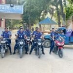 পুলিশের হেলমেটবিহীন মোটরসাইকেল মহড়া, সামাজিক যোগাযোগ মাধ্যমে নিন্দার ঝড়