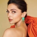 ৮ ঘণ্টার শিফট নিয়ে কটাক্ষকারীদের একহাত নিলেন দীপিকা