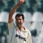 ৯২ বছরের রেকর্ড ভাঙলেন ৩৮ বছর বয়সে অভিষিক্ত পাক বোলার