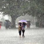 দুপুরের মধ্যে কয়েক অঞ্চলে বৃষ্টির আভাস