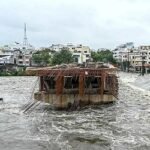 ঘূর্ণিঝড় ডিটওয়াহ’র তাণ্ডবে শ্রীলঙ্কায় মৃত্যু বেড়ে ১২৩