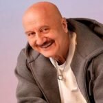 নেশাদ্রব্য সেবনের অভিজ্ঞতা নিয়ে বিস্ফোরক অনুপম খের