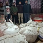 জাটকার সঙ্গে বৈধ মাছও জব্দ, বিতরণ করা হয় শিশু পরিবারে