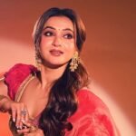 কৌশানিকে মেকআপ ছাড়া দেখতে চাইলেন পরিচালক, অতঃপর…