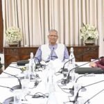 প্রধান উপদেষ্টার সঙ্গে তিন বাহিনী প্রধানের সাক্ষাৎ