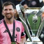 ইতিহাস গড়ে টানা দ্বিতীয়বার সেরা খেলোয়াড় মেসি