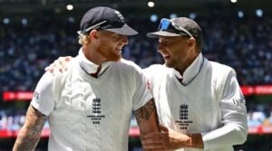 অস্ট্রেলিয়াকে হারিয়ে ১৪ বছরের অপেক্ষার অবসান ইংল্যান্ডের