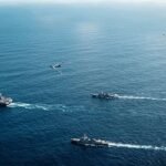 ইরানগামী মালবাহী জাহাজে মার্কিন বাহিনীর হামলা