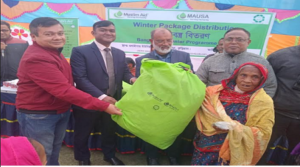 উলিপুরে ৭শ ৪৭ পরিবারের মাঝে শীতবস্ত্র বিতরন