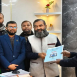 নওগাঁ-৫  আসনের জামায়াতের প্রার্থীর মনোনয়নপত্র সংগ্রহ