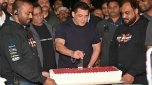 কড়া নিরাপত্তায় জন্মদিন উদ্‌যাপন সালমানের