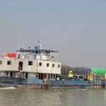 ৫ ঘণ্টা পর পাটুরিয়া-দৌলতদিয়া রুটে ফের ফেরি চলাচল শুরু