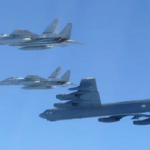 চীনের সঙ্গে উত্তেজনার মধ্যেই জাপান-যুক্তরাষ্ট্রের যৌথ সামরিক মহড়া