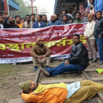 ‎লালমনিরহাটে রেলপথ অবরোধ, সারা দেশের সঙ্গে যোগাযোগ বিচ্ছিন্ন