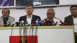 তারেক রহমানের ফ্লাইট ছাড়বে মধ্যরাতে : সালাহউদ্দিন