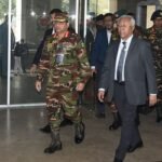 তিন বাহিনীর প্রধানের সঙ্গে বৈঠকে সিইসি