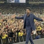 ৯০ হাজার ভক্ত নিয়ে গান প্রকাশের পর অভিনয় ছাড়ার কারণ জানালেন বিজয়