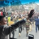 সংবর্ধনা মঞ্চের পথে তারেক রহমান