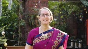 টাঙ্গাইলের শাড়ি পরে বড়দিন উদযাপন ব্রিটিশ হাইকমিশনারের