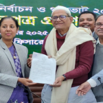 কর্মসংস্থান সৃষ্টিকে আমরা সবচেয়ে গুরুত্ব দেব: মনোনয়নপত্র জমা দিয়ে মির্জা ফখরুল