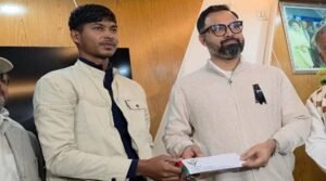 বিশ্বকাপজয়ী শাহীনের পাশে তারেক রহমান