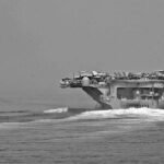 উত্তেজনার মধ্যেই মধ্যপ্রাচ্যে বিমানবাহী রণতরী পাঠাচ্ছে যুক্তরাষ্ট্র