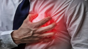 বাড়িতে একা থাকাকালীন হার্ট অ্যাটাক? জেনে নিন জীবন বাঁচানোর কৌশল