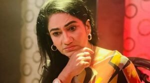 অভিযোগ নিয়ে থানায় অভিনেত্রী মনিরা মিঠু