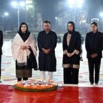 শহীদ রাষ্ট্রপতি জিয়াউর রহমান-খালেদা জিয়ার পরিবারের পক্ষ থেকে শ্রদ্ধা নিবেদন