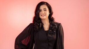 নতুন সরকারের কাছে কী চাইলেন চিত্রনায়িকা বুবলী