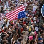 ট্রাম্পের শাসনে দেশ রসাতলে যাচ্ছে বলে মনে করেন ৫৫ শতাংশ আমেরিকান