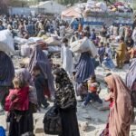 দেড় মাসে দেড় লাখ আফগানকে ফেরত পাঠিয়েছে পাকিস্তান-ইরান