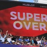 কোন টি-টোয়েন্টি ম্যাচে তিনবার সুপার ওভার হয়েছিল