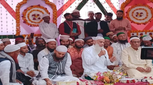 ময়মনসিংহ শম্ভুগঞ্জ লালকুঠি দরবার শরীফ আখেরি মোনাজাত পালিত হয়।