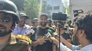 জীবনে প্রথম ভোট দিয়ে আনন্দিত তামিম ইকবাল