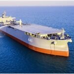 তীব্র উত্তেজনার মাঝেই বিদেশি ট্যাঙ্কার জব্দ করেছে ইরান