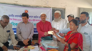 মাটিরাঙ্গায় ​পবিত্র ঈদ-উল-ফিতর উপলক্ষে প্রধানমন্ত্রী তারেক রহমানের ঈদ উপহার বিতরণ।