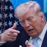 হরমুজ প্রণালিতে প্রবেশকারী বা বের হওয়া সব জাহাজ আটকানো হবে: ট্রাম্প