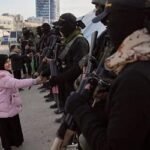 হামাসকে অস্ত্র ছাড়তে আলটিমেটাম দিল ট্রাম্পের ‘পিস বোর্ড’