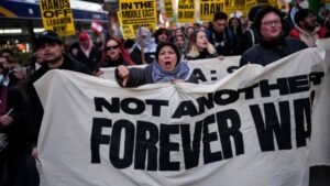 কেন ইরান যুদ্ধ নিয়ে পশ্চিমা বিশ্বে নেই বড় কোনো প্রতিবাদ, নেপথ্যে কী?