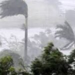 সকালের মধ্যে ঢাকাসহ ১৩ জেলায় ৬০ কিমি বেগে ঝড়