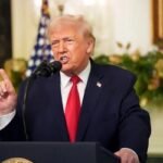 অবরুদ্ধ এলাকায় ইরানের জাহাজ গেলেই ডুবিয়ে দেয়া হবে: ট্রাম্প