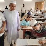 দুর্ঘটনা ডান হাত কেড়ে নিলেও পিছু হটেনি মাদ্রাসাছাত্র রেজভী