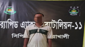 ভাড়া বাসায় মদের কারবার,বিদেশি মদসহ গ্রেপ্তার-১